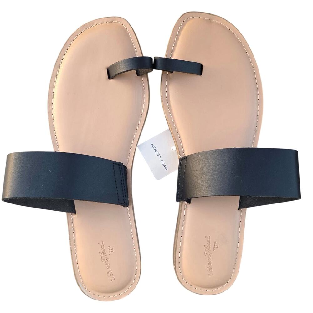 Universal Thread Juno Toe Ring Flat Sandals Black Women's Size 9 New with Tags